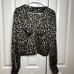 Lulu’s Cheetah print blouse size medium new with tags